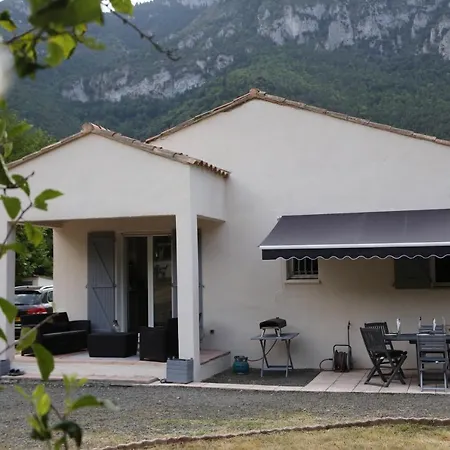 Villa Private Riverside With Breathtaking Views Axat